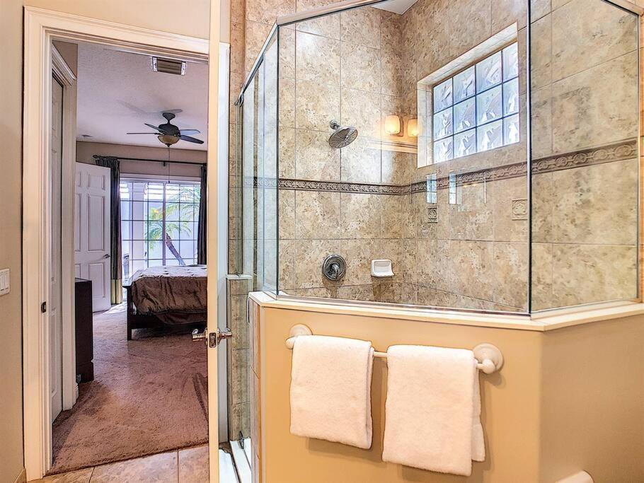 Two King En-Suites …Inside The Prestigious Reunion Resort Kissimmee Ngoại thất bức ảnh
